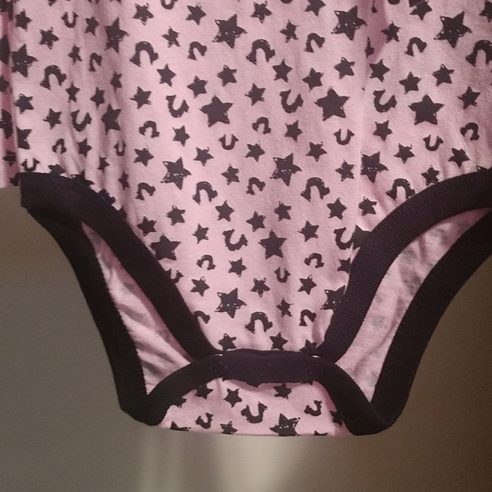 ๐ True Religion 2pc Set for infant/toddler, NWT - Picture 3 of 8